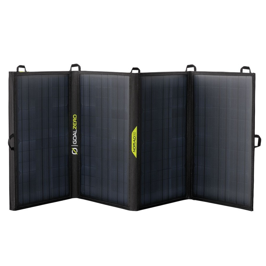 Panneau solaire nomad 50 GoalZero sur fond blanc vue de face