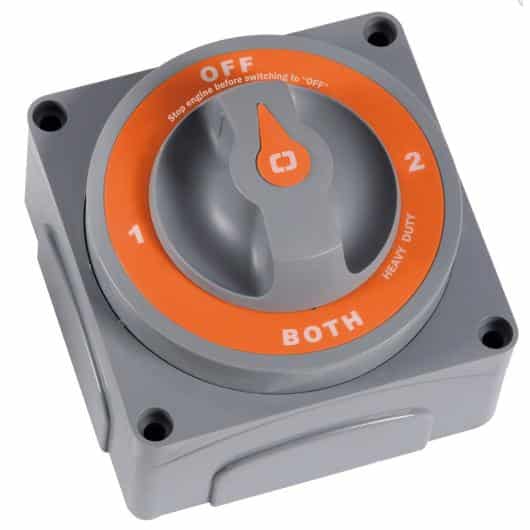 SELECTA MKLLI COMMUTATEUR BATTERIE OSCULATI, Captivan, permet de commuter deux batteries ou de créer un circuit en parallèle.