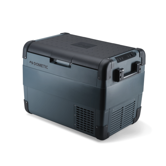 Glacière électrique CFX2 57 DOMETIC de Captivan, idéale pour road trips en van, avec contrôle Bluetooth et poignées rétractables.