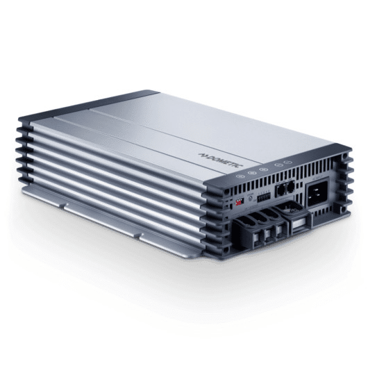Chargeur PERFECTCHARGE MCA 1280 DOMETIC de Captivan, idéal pour recharger 3 batteries 12 V avec 80 A, pour van et bateau.